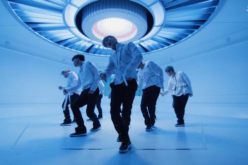 SuperM tung teaser MV đầu tiên cho '100': Quả nhiên là 'phi vụ đầu tư' lớn nhất của SM trong 2020