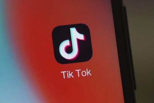 Cơ sở pháp lý của việc Mỹ cấm các ứng dụng TikTok, WeChat