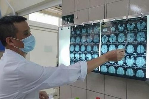 7 người cùng công ty bỗng dưng mất trí nhớ, 1 người tử vong