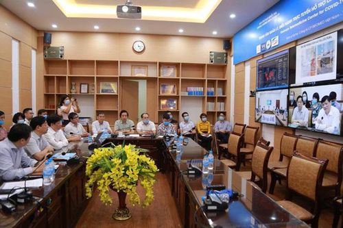 Tiếp tục hỗ trợ hai bệnh viện điều trị bệnh nhân Covid-19 nặng