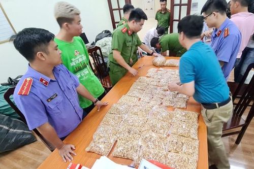 Lập trang web giả lừa nhận vàng ''tri ân'' khách hàng