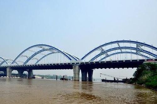 Lùi lịch xử kẻ giết vợ, phân xác, phi tang xuống sông Đuống