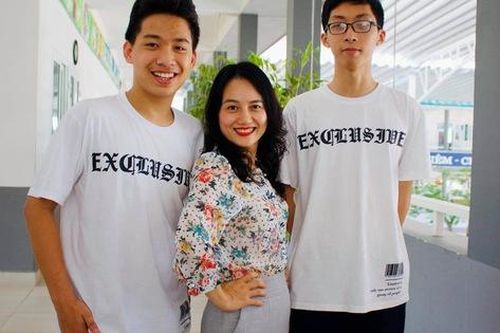 Nam sinh đỗ 6 lớp chuyên, là thủ khoa, á khoa trong kỳ thi tuyển sinh vào lớp 10 tại Hà Nội