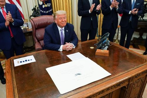 Tổng thống Donald Trump giúp bình thường hóa quan hệ Israel - UAE