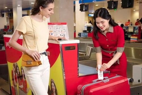 Bay từ Nội Bài, khách hàng của Vietjet làm thủ tục tại sảnh A nhà ga T1
