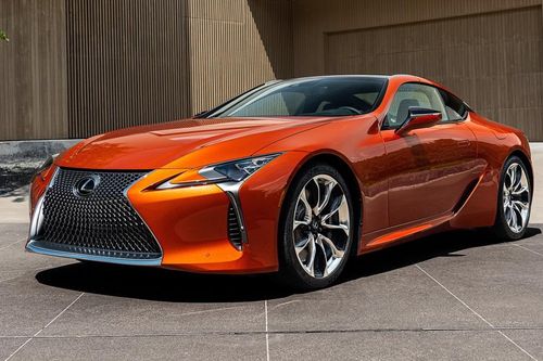 Toyota ngừng phát triển động cơ V8?