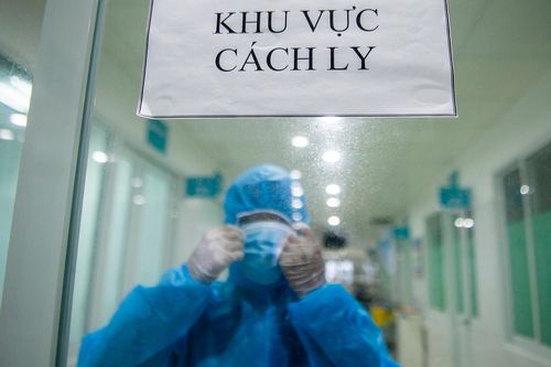 Bài thơ về nỗi lòng nữ bác sĩ giữa tâm dịch được phổ nhạc