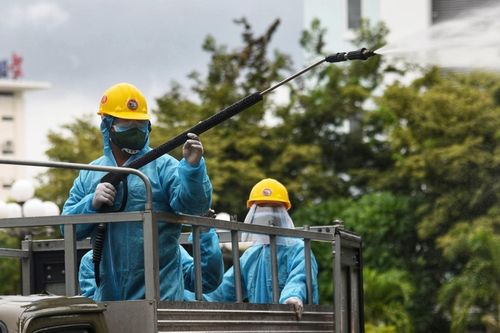 25 binh sĩ làm sạch bệnh viện dự bị điều trị Covid-19