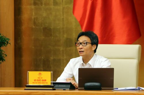 Thay đổi thói quen để 'chung sống an toàn với dịch'
