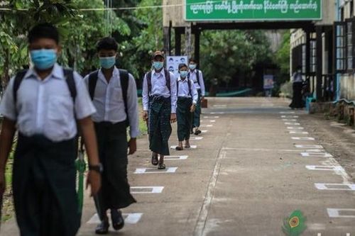 Myanmar: Hơn 50% trường trung học được mở cửa trở lại