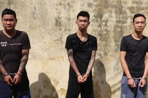 Vĩnh Phúc: Tạm giữ lái, phụ xe đánh đập, cướp tiền của khách