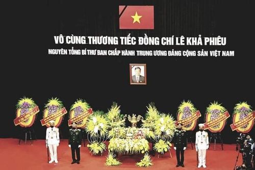 Lễ viếng Nguyên Tổng Bí thư Lê Khả Phiêu tại Thanh Hóa