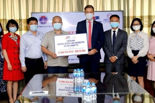 EuroCham hỗ trợ Việt Nam chống dịch