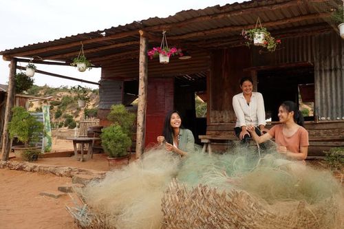Tối nay VTV hoãn chiếu tập 6 'Cát đỏ'