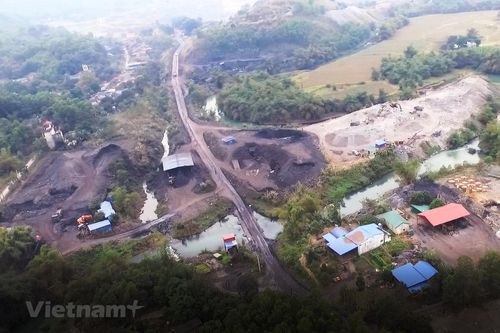 Phát triển dự án trên mặt khu dự trữ khoáng sản quốc gia: Vẫn gặp khó!