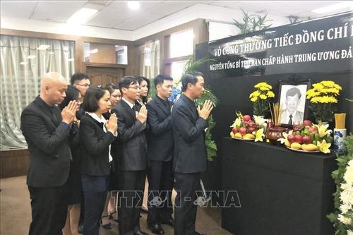 Lễ viếng nguyên Tổng Bí thư Lê Khả Phiêu tại Hong Kong và Côn Minh (Trung Quốc)