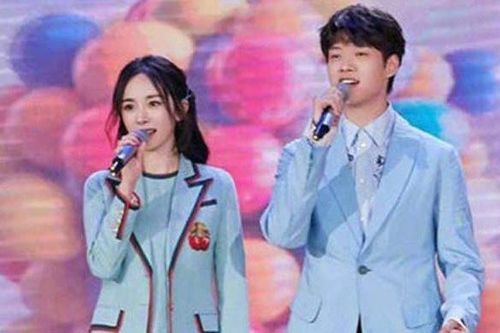 Dương Mịch say đắm hẹn hò tình trẻ Ngụy Đại Huân bất chấp ống kính paparazzi