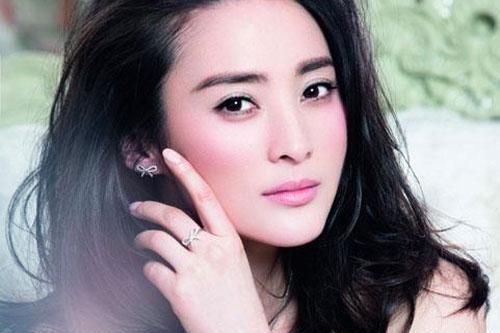 'Nàng Tây Thi' nhan sắc như mộng: Tình đầu 5 năm không bằng yêu nhanh cưới vội