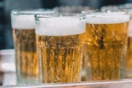 Công dụng 'thần kỳ' của bia, đặc biệt là 2 lợi ích cuối cùng, ai không biết là 'uổng phí thanh xuân'