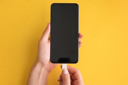 Tác dụng 'hay ho' của tính năng tiết kiệm pin trên iPhone ít người biết