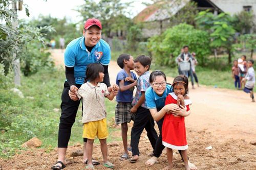 Những 'thủ lĩnh' thanh niên giàu lòng thiện nguyện