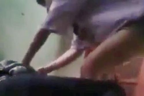 Khởi tố 3 bị can bắt giữ, hành hung và làm nhục thiếu nữ 17 tuổi
