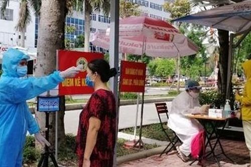 Bộ Y tế rút kinh nghiệm bệnh viện ở Hà Nội bỏ lọt ca bệnh COVID-19