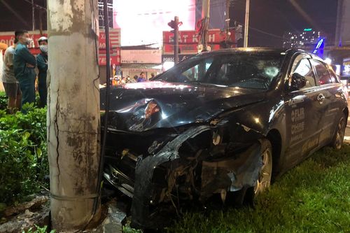 Nạn nhân vụ ô tô Camry tông hàng loạt xe máy ở TP.HCM giờ ra sao?