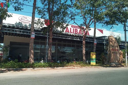 Bắt giám đốc trốn thuế khi làm ăn với công ty địa ốc Alibaba
