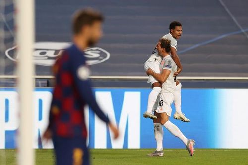 Pique sẵn sàng rời Barca sau trận thua 2-8 trước Bayern