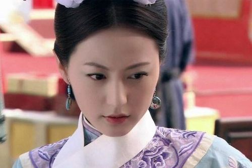 Sao nữ 'Bộ bộ kinh tâm' phủ nhận tin đồng tính