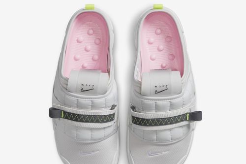 Nike bán dép có tác dụng massage chân vào ngày 28/8