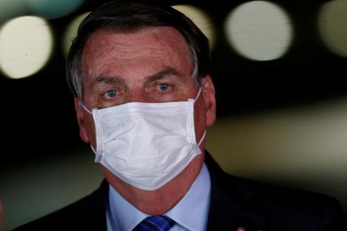 50% người Brazil không trách TT Bolsonaro về số người chết vì Covid-19