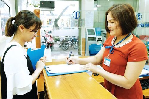 Văn hóa công sở - nhìn từ góc độ phục vụ người dân