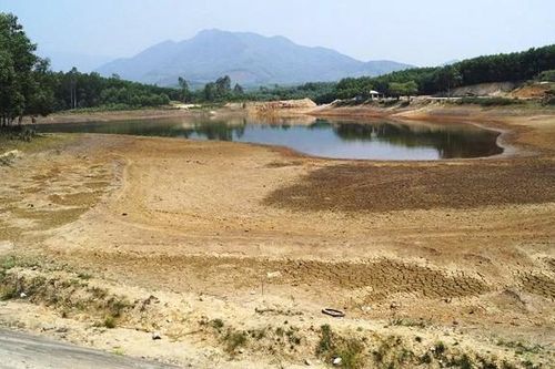 244 hồ thủy lợi ở Trung Bộ và Tây Nguyên cạn kiệt, gần 10.000 hộ dân thiếu nước sinh hoạt