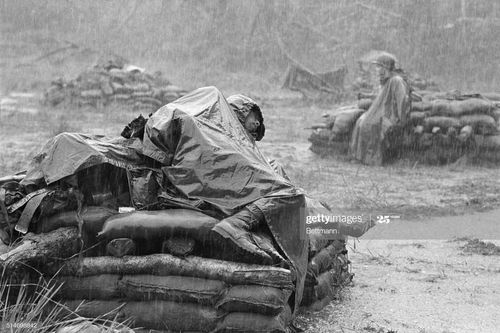 Ảnh độc: Giấc ngủ của lính Mỹ trong chiến tranh Việt Nam