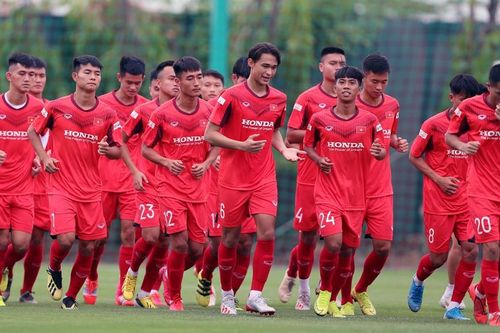 Nơi đóng quân của tuyển Việt Nam sẽ được khử khuẩn