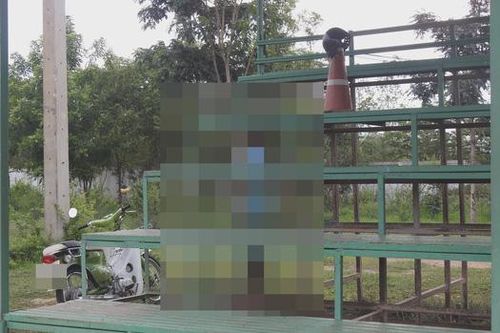 Cựu cầu thủ Thái Lan qua đời ở sân bóng trường học