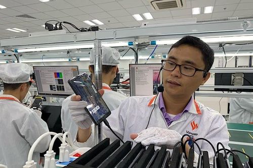 Lằn ranh dám quyết, dám làm và sai phạm: Rủi ro trong 'phá rào' đổi mới
