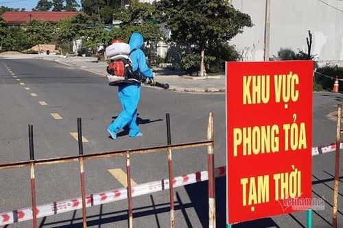 Quảng Trị đề xuất cách ly tập trung một phụ nữ quấy rối cán bộ phòng chống dịch