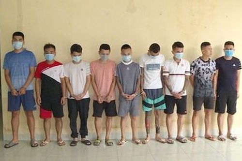 Hơn 20 đối tượng sử dụng dao, súng gây rối một vùng quê Thanh Hóa