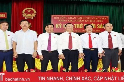 Cẩm Xuyên bầu Chủ tịch HĐND và Chủ tịch UBND huyện nhiệm kỳ 2016 - 2021