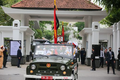 Giây phút tiễn đưa nguyên Tổng bí thư Lê Khả Phiêu về cõi vĩnh hằng