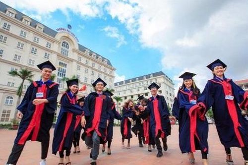 3 điều tân sinh viên nên làm để 'sống sót' qua quãng đời Đại học