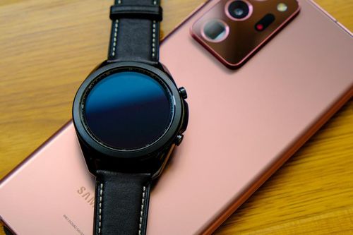 Khui hộp Galaxy Watch3 chính hãng tại Việt Nam: Thiết kế cổ điển, nhiều nâng cấp mới