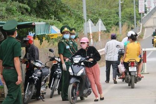 An Giang sẽ phạt nếu không đeo khẩu trang nơi công cộng