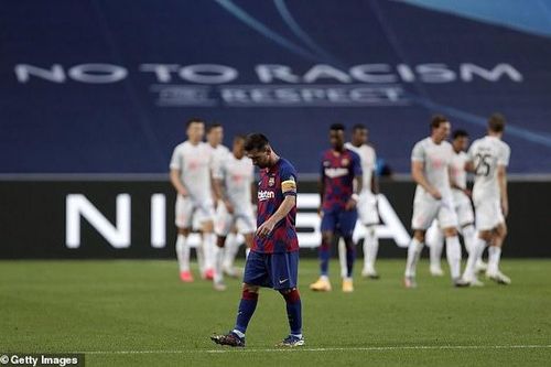 Cựu danh thủ MU: Messi không nên phí phạm thời gian ở Barca