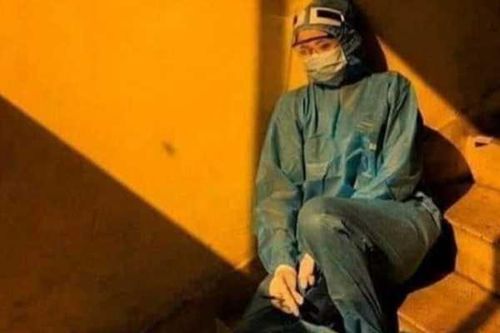 Nữ kỹ thuật viên xét nghiệm Covid-19: 'Đừng la ó, chửi thề…'