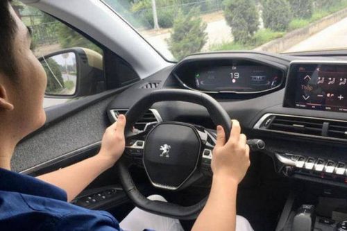 Kinh nghiệm lái ô tô an toàn khi chạy với tốc độ cao