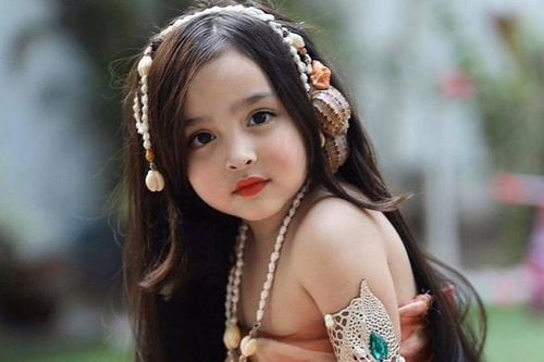 'Tiên cá nhí' nhà mỹ nhân được mệnh danh đẹp nhất Phillippines thừa hưởng nhiều nét đẹp từ bố lẫn mẹ